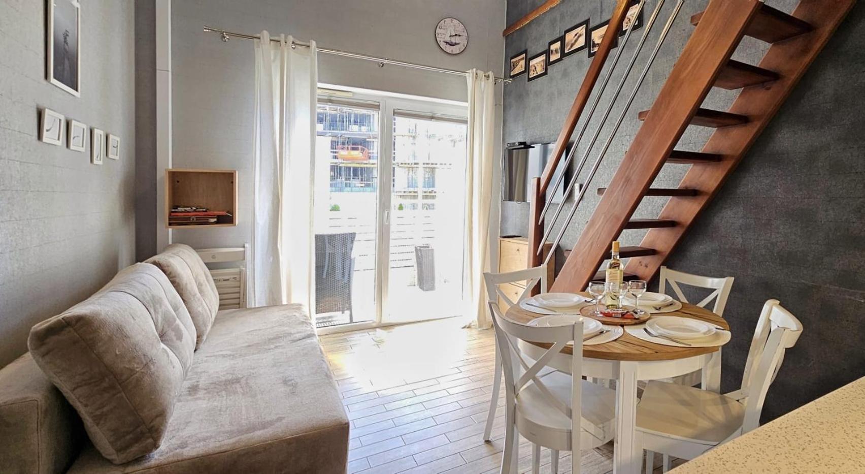 Holiday Home Slavia New 11 Z Antresola I Balkonem Przy Plazy ミエンジズドロイェ エクステリア 写真